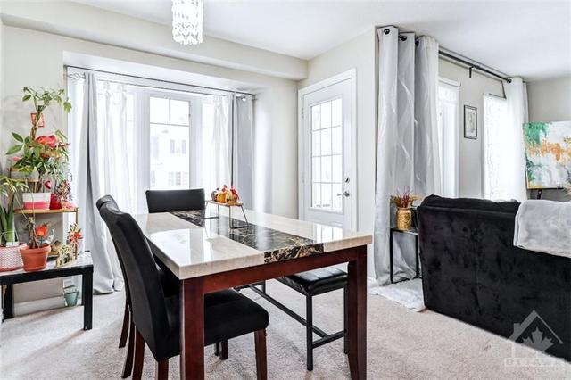 2050 Madrid Avenue, Townhouse with 2 bedrooms, 2 bathrooms and 3 parking in Ottawa ON | Image 8