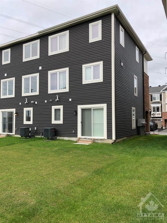 108 Gelderland Private, Townhouse with 3 bedrooms, 3 bathrooms and 2 parking in Ottawa ON | Image 23