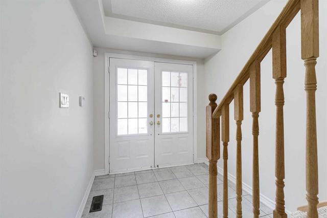 43 Kayak Hts, House attached with 3 bedrooms, 4 bathrooms and 2 parking in Brampton ON | Image 36