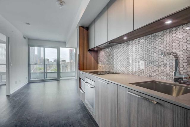 1107 - 85 Wood St, Condo with 1 bedrooms, 1 bathrooms and 0 parking in Toronto ON | Image 1