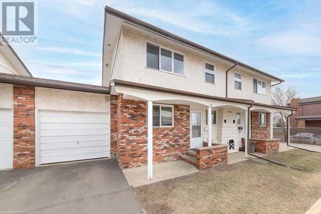 2, - 3018 56 Avenue, House attached with 3 bedrooms, 1 bathrooms and 2 parking in Lloydminster (Part) AB | Image 25
