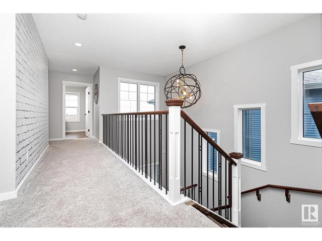 9328 206 St Nw, House detached with 5 bedrooms, 3 bathrooms and 4 parking in Edmonton AB | Image 25