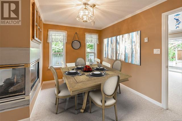 Virtually Staged Dining Room | Image 6