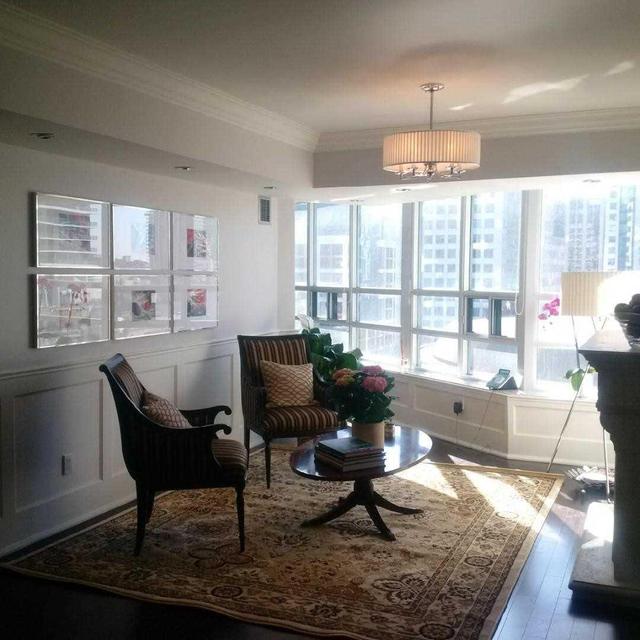 1003 - 71 Simcoe St, Condo with 1 bedrooms, 2 bathrooms and 1 parking in Toronto ON | Image 6