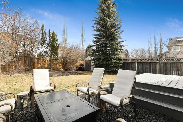 39 Valley Glen Heights Nw, House detached with 4 bedrooms, 3 bathrooms and 2 parking in Calgary AB | Image 44