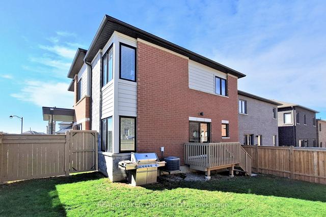 50 Tango Cres, House detached with 4 bedrooms, 5 bathrooms and 3 parking in Newmarket ON | Image 14