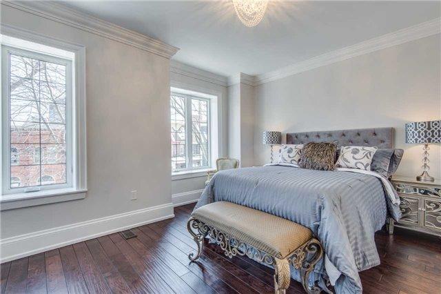 222 Markham St, House semidetached with 4 bedrooms, 5 bathrooms and 1 parking in Toronto ON | Image 11