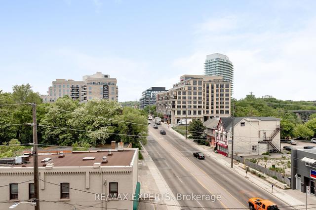 504 - 25 Earlington Ave, Condo with 2 bedrooms, 2 bathrooms and 2 parking in Toronto ON | Image 8