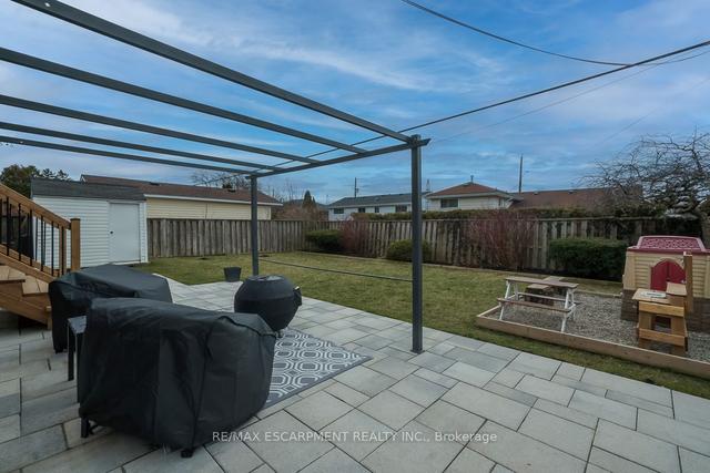46 Nova Dr, House detached with 3 bedrooms, 2 bathrooms and 3 parking in Hamilton ON | Image 28
