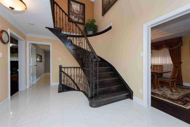 6 Seminole Dr, House detached with 4 bedrooms, 6 bathrooms and 6 parking in Brampton ON | Image 7