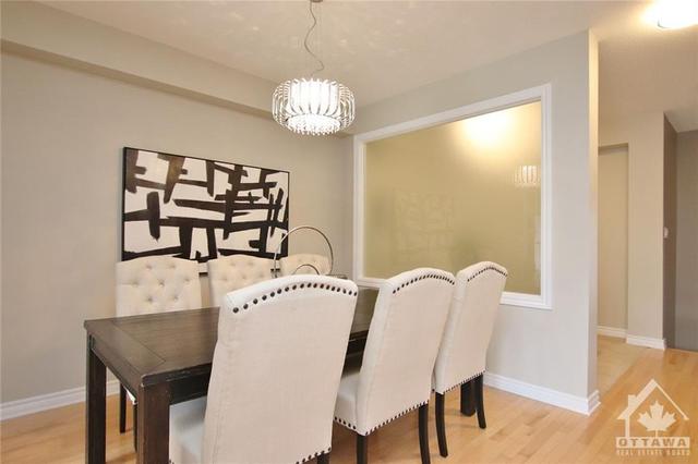 1132 Tischart Crescent, Townhouse with 3 bedrooms, 3 bathrooms and 3 parking in Ottawa ON | Image 10