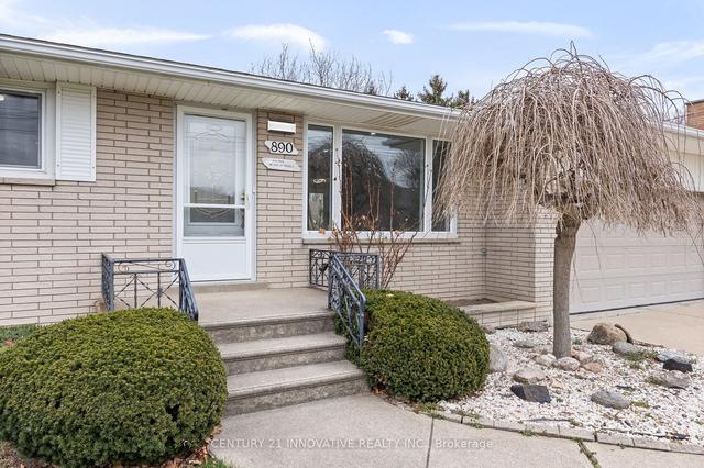 890 Wallace Ave, House detached with 3 bedrooms, 2 bathrooms and 6 parking in Windsor ON | Image 12