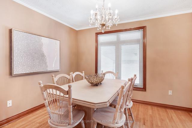 1128 Glengrove Ave W, House detached with 3 bedrooms, 4 bathrooms and 3 parking in Toronto ON | Image 3