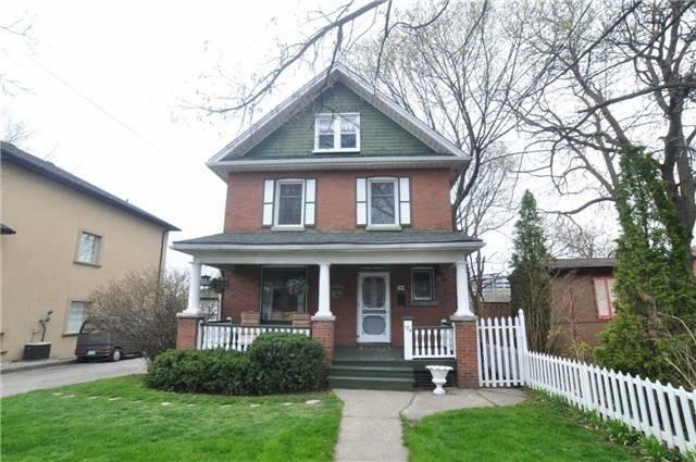 184 Rosemount Ave, House detached with 8 bedrooms, 5 bathrooms and 4 parking in Toronto ON | Image 1