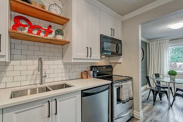 18 - 2200 Glenwood School Dr, Townhouse with 3 bedrooms, 3 bathrooms and 2 parking in Burlington ON | Image 5