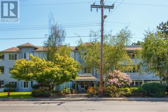 101 - 3921 Shelbourne St, Condo with 1 bedrooms, 1 bathrooms and 1 parking in Saanich BC | Image 27
