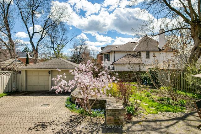 92 The Kingsway, House detached with 4 bedrooms, 4 bathrooms and 8 parking in Toronto ON | Image 28