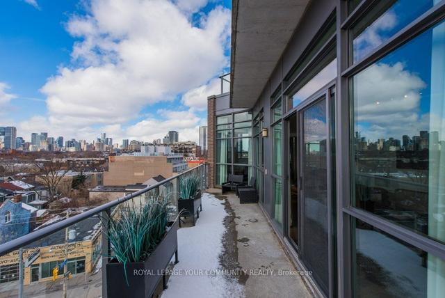 605 - 549 King St E, Condo with 3 bedrooms, 2 bathrooms and 1 parking in Toronto ON | Image 27