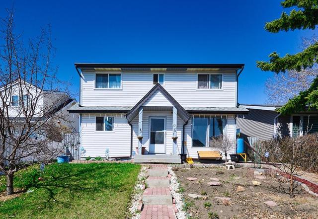 60 Falchurch Crescent Ne, House detached with 3 bedrooms, 1 bathrooms and 2 parking in Calgary AB | Card Image