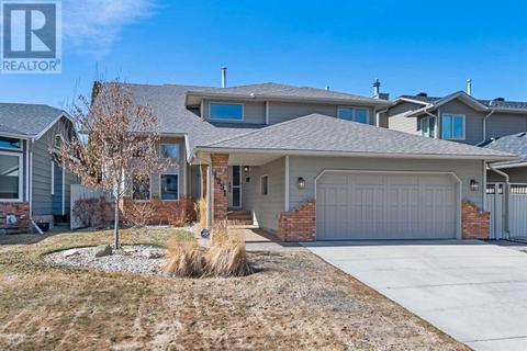 1251 Deer River Circle Se, House detached with 4 bedrooms, 3 bathrooms and 2 parking in Calgary AB | Card Image