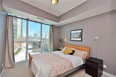 402 - 70 Absolute Ave, Condo with 2 bedrooms, 1 bathrooms and 1 parking in Mississauga ON | Image 8