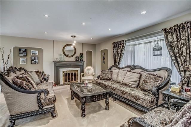 19 Rouge River Circ, House detached with 4 bedrooms, 3 bathrooms and 6 parking in Markham ON | Image 4