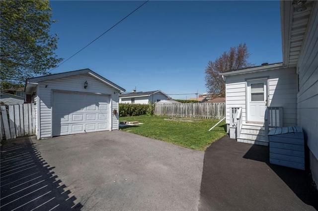 213 Anthony Street, House detached with 3 bedrooms, 2 bathrooms and 4 parking in Cornwall ON | Image 24