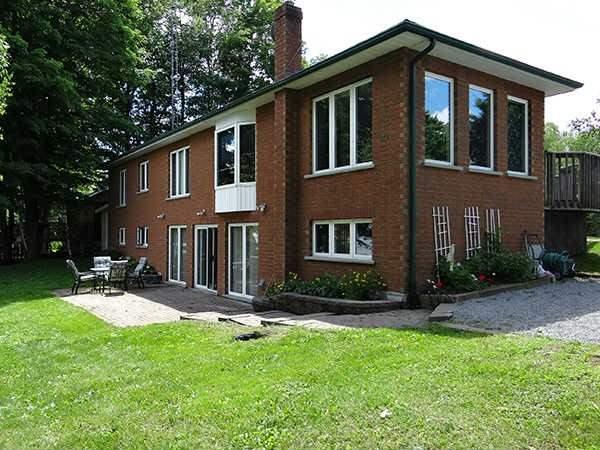 144 Crawford Rd, House detached with 2 bedrooms, 3 bathrooms and 4 parking in Kawartha Lakes ON | Image 4