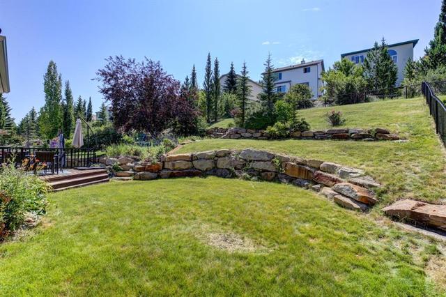 113 Edgebrook Grove Nw, Home with 5 bedrooms, 3 bathrooms and null parking in Calgary AB | Image 34