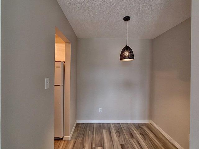 130 Conway Dr, Condo with 1 bedrooms, 1 bathrooms and 0 parking in London ON | Image 3