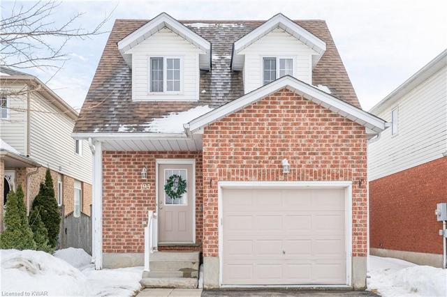 193 Grey Fox Drive, House detached with 3 bedrooms, 1 bathrooms and 3 parking in Kitchener ON | Image 1