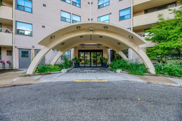 703 - 700 Dynes Rd, Condo with 2 bedrooms, 2 bathrooms and 2 parking in Burlington ON | Image 23