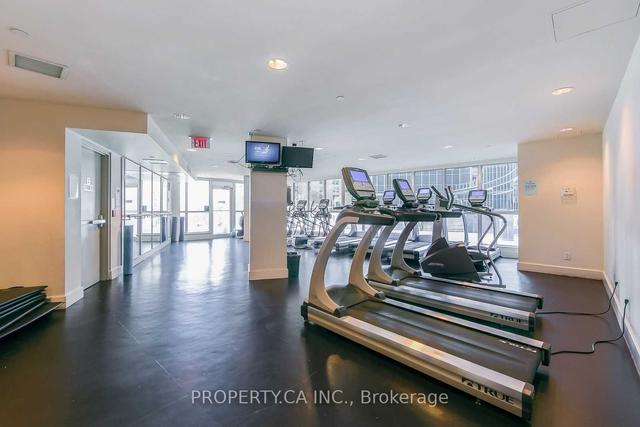 214 - 208 Queens Quay W, Condo with 1 bedrooms, 1 bathrooms and 1 parking in Toronto ON | Image 2