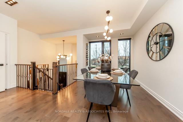 61 Pony Farm Dr, House attached with 3 bedrooms, 4 bathrooms and 2 parking in Toronto ON | Image 3