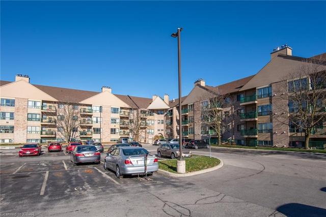 315 - 15 Hofstetter Avenue, House attached with 2 bedrooms, 1 bathrooms and 1 parking in Kitchener ON | Image 20