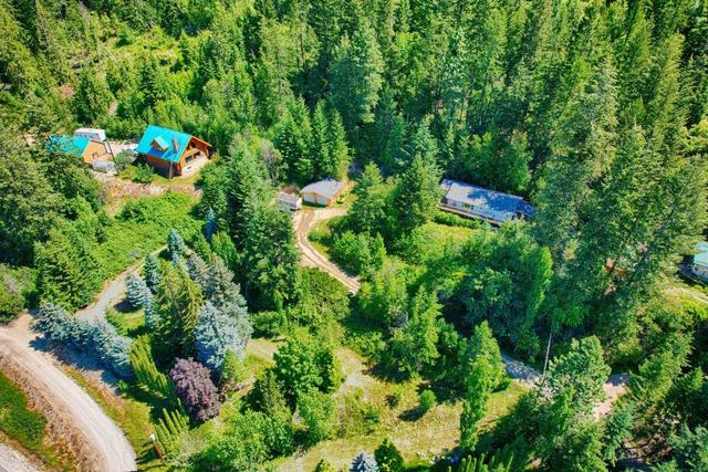 4744 Highway 3a, House detached with 3 bedrooms, 1 bathrooms and 5 parking in Central Kootenay A BC | Image 25