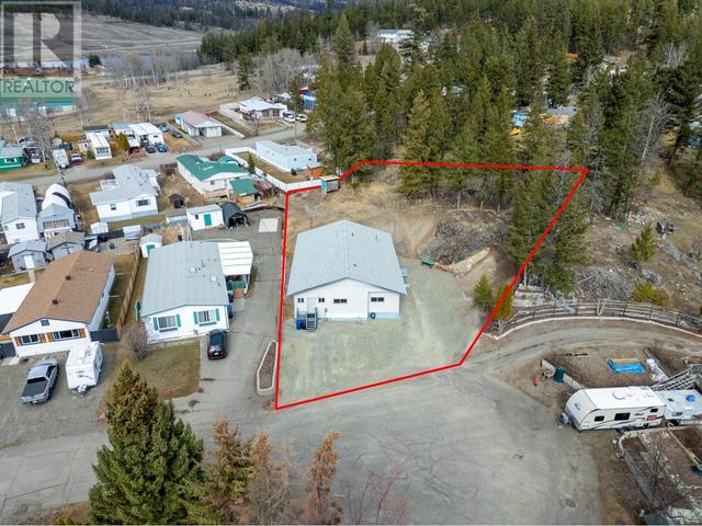 5 Marble Crt, House detached with 4 bedrooms, 1 bathrooms and null parking in Logan Lake BC | Image 3
