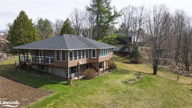 9411 522 Highway, House detached with 5 bedrooms, 2 bathrooms and 8 parking in Parry Sound, Unorganized, Centre Part ON | Image 17