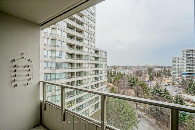 703 - 11 Townsgate Dr, Condo with 2 bedrooms, 2 bathrooms and 1 parking in Vaughan ON | Image 9