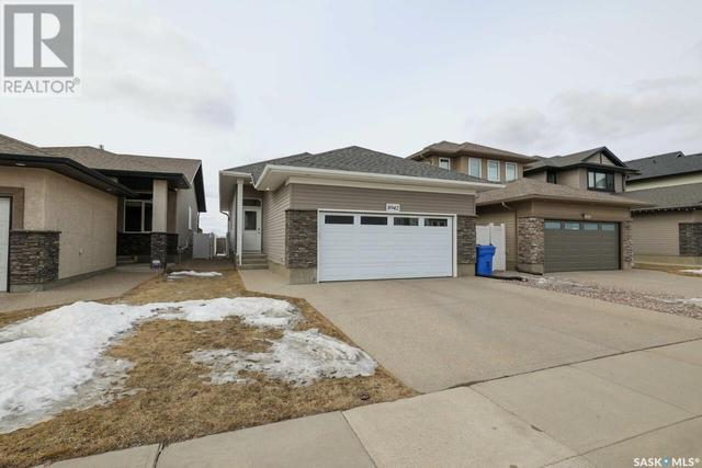 8942 Herman Crescent, House detached with 3 bedrooms, 3 bathrooms and null parking in Regina SK | Image 3