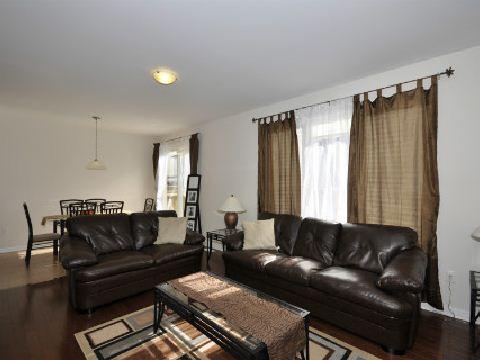 396 Dymott Ave, House detached with 3 bedrooms, 3 bathrooms and 2 parking in Milton ON | Image 3