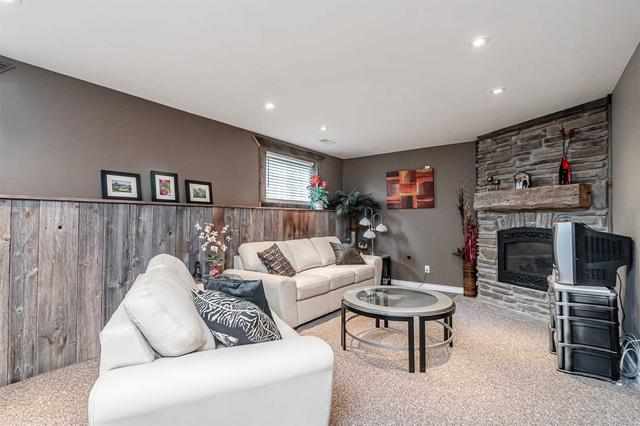 14 Emily Crt, House detached with 3 bedrooms, 2 bathrooms and 10 parking in Kawartha Lakes ON | Image 20