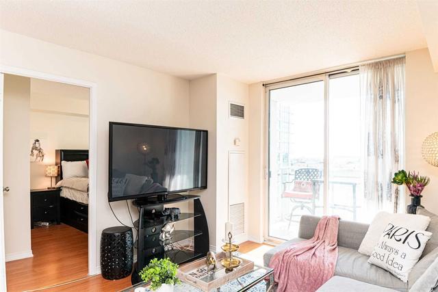 7i - 6 Rosebank Dr, Condo with 1 bedrooms, 1 bathrooms and 1 parking in Toronto ON | Image 11