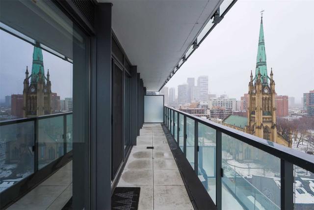 1203 - 60 Colborne St, Condo with 2 bedrooms, 2 bathrooms and 1 parking in Toronto ON | Image 26