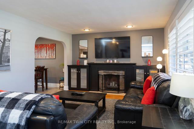 818 Cambridge St, House detached with 3 bedrooms, 2 bathrooms and 4 parking in Woodstock ON | Image 22