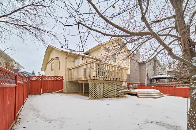 29 Shannon Circle Sw, House detached with 4 bedrooms, 3 bathrooms and 4 parking in Calgary AB | Image 39