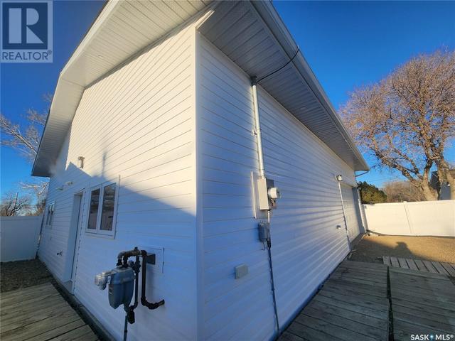 214 Main Street, House detached with 0 bedrooms, 1 bathrooms and null parking in Rouleau SK | Image 41
