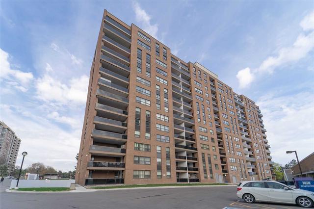 606 - 4 Lisa St W, Condo with 2 bedrooms, 1 bathrooms and 1 parking in Brampton ON | Image 1