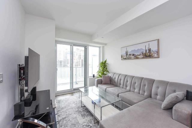 802 - 99 Broadway Ave, Condo with 1 bedrooms, 2 bathrooms and 0 parking in Toronto ON | Image 7