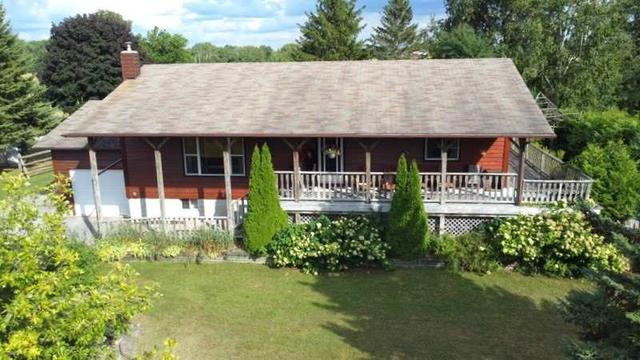 80 Cedarview Dr, House detached with 3 bedrooms, 2 bathrooms and 5 parking in Kawartha Lakes ON | Image 1